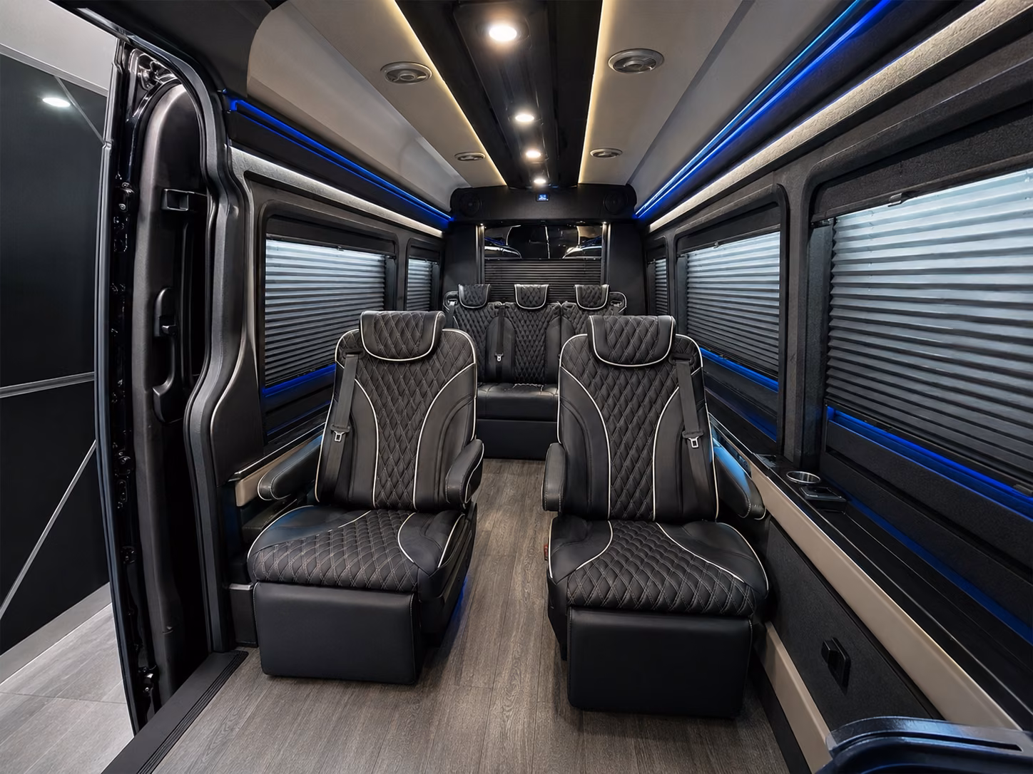 look into airport to cruise port transfers between houston and galveston